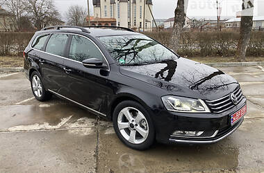 Универсал Volkswagen Passat 2011 в Стрые