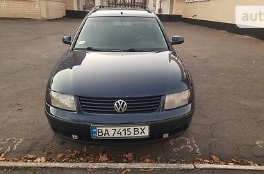 Универсал Volkswagen Passat 2000 в Кривом Роге