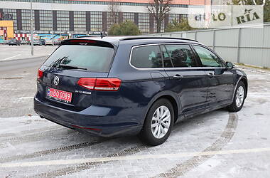 Универсал Volkswagen Passat 2016 в Луцке