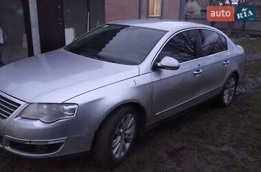 Седан Volkswagen Passat 2006 в Смеле