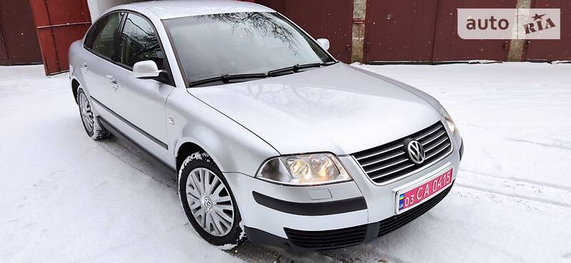 Седан Volkswagen Passat 2002 в Луцке