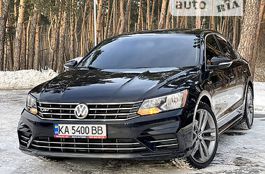 Седан Volkswagen Passat 2017 в Киеве