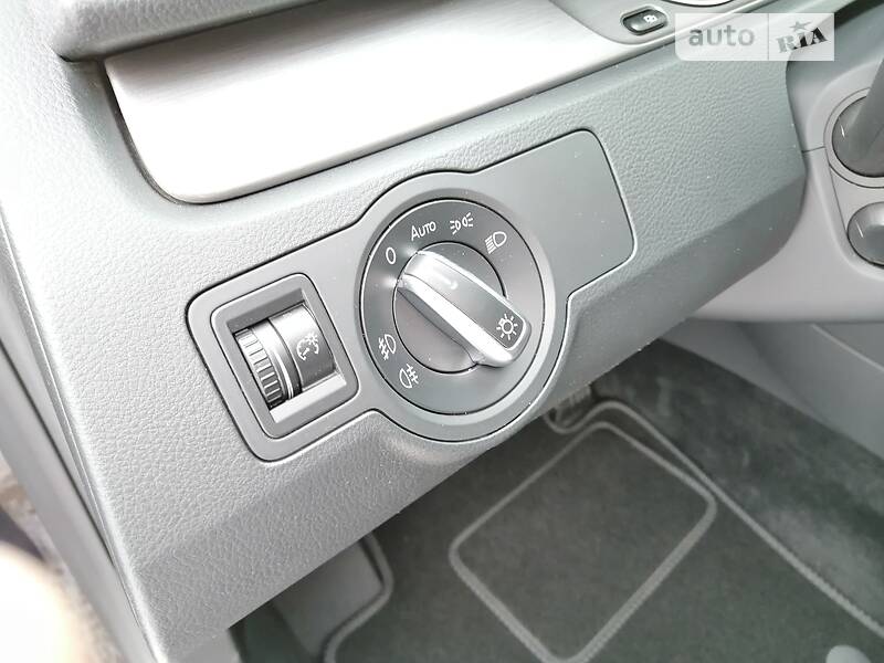 Універсал Volkswagen Passat 2012 в Луцьку