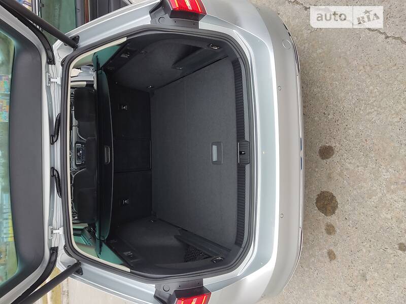 Універсал Volkswagen Passat 2017 в Вараші фото 22 Універсал Volkswagen Passat 2017 в Вараші