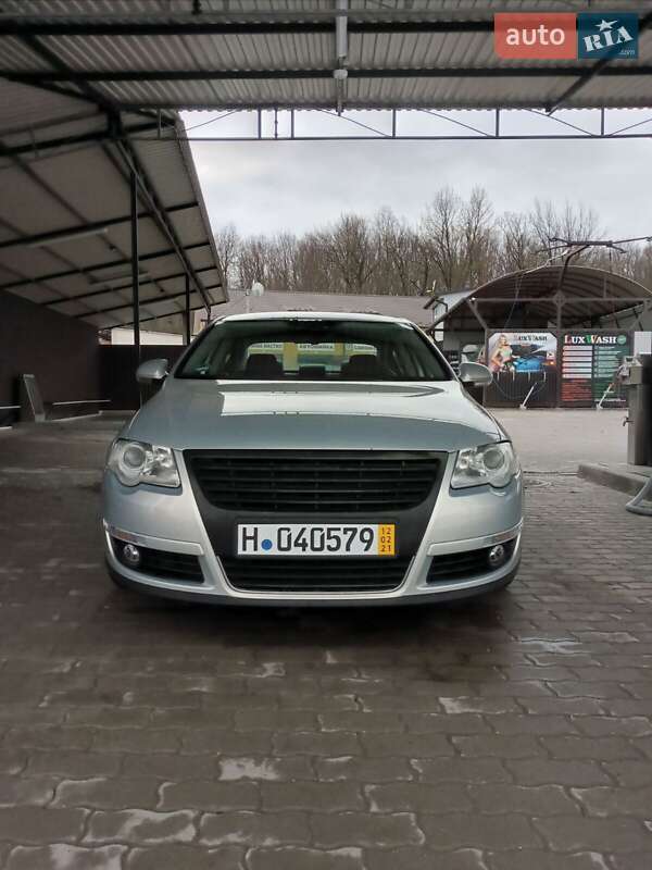 Седан Volkswagen Passat 2009 в Гусятині