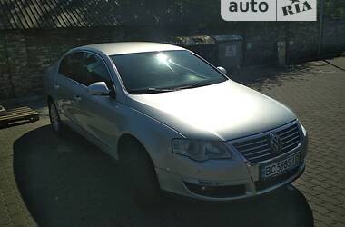 Седан Volkswagen Passat 2008 в Львове