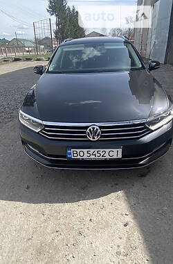 Универсал Volkswagen Passat 2017 в Тернополе