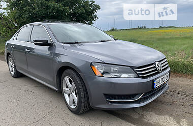 Седан Volkswagen Passat 2013 в Одесі