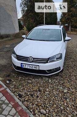 Універсал Volkswagen Passat 2011 в Рожнятові