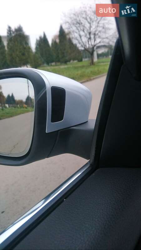 Универсал Volkswagen Passat 2013 в Львове фото 50 Универсал Volkswagen Passat 2013 в Львове