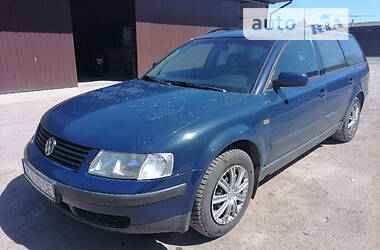 Универсал Volkswagen Passat 1999 в Локачах