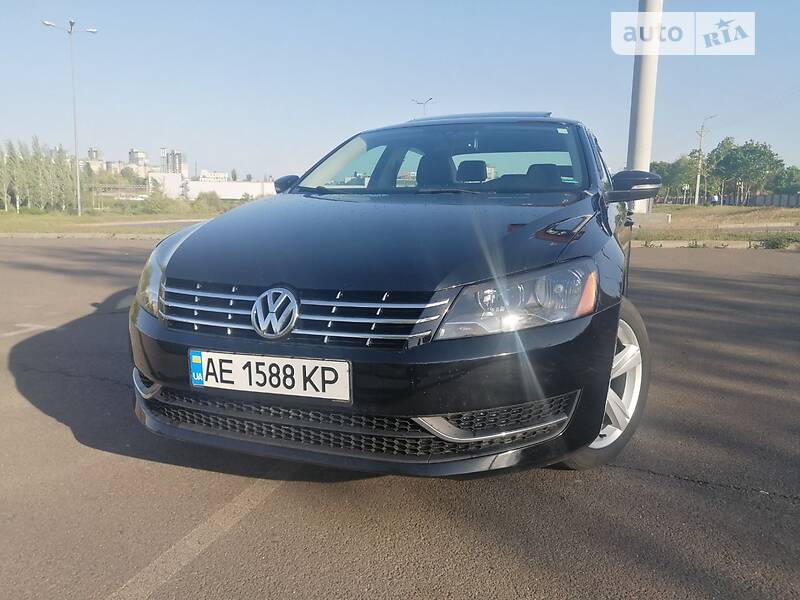 Седан Volkswagen Passat 2012 в Кривому Розі