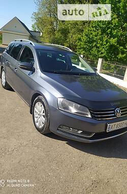 Універсал Volkswagen Passat 2012 в Городенці