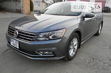 Седан Volkswagen Passat 2016 в Сумах