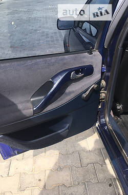 Седан Volkswagen Passat 1995 в 