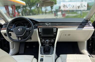 Универсал Volkswagen Passat 2015 в Виннице