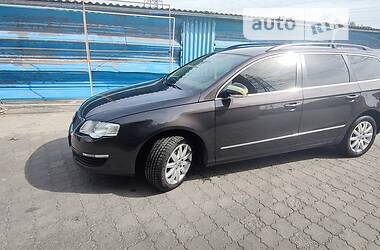 Универсал Volkswagen Passat 2008 в Харькове