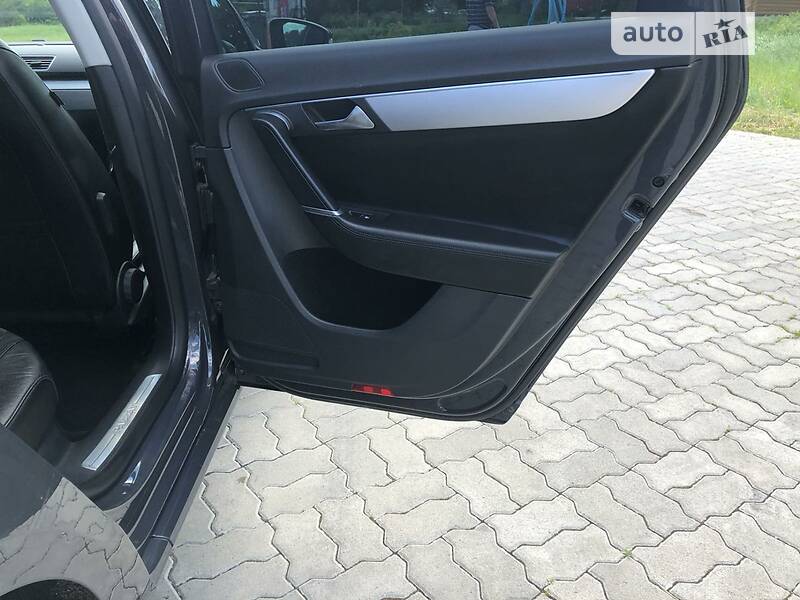 Универсал Volkswagen Passat 2012 в Стрые