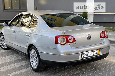 Седан Volkswagen Passat 2007 в Ивано-Франковске