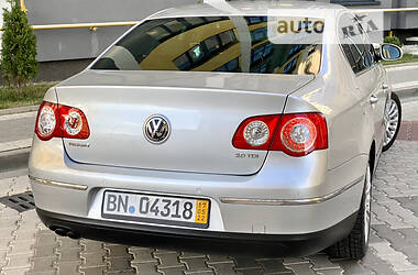 Седан Volkswagen Passat 2007 в Ивано-Франковске