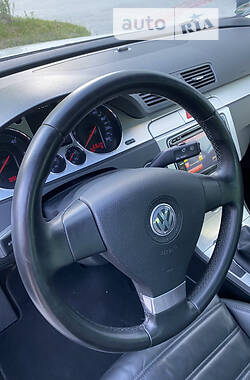 Седан Volkswagen Passat 2007 в Ивано-Франковске