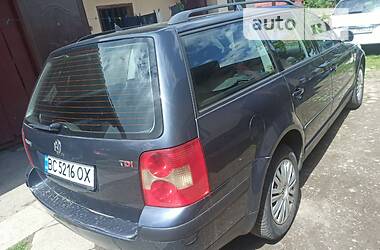 Универсал Volkswagen Passat 2001 в Стрые