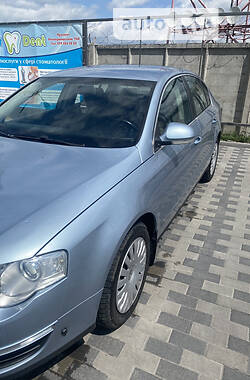 Седан Volkswagen Passat 2007 в Лубнах