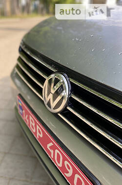 Седан Volkswagen Passat 2018 в Стрые