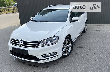 Универсал Volkswagen Passat 2012 в Дрогобыче