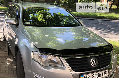 Универсал Volkswagen Passat 2007 в Ровно