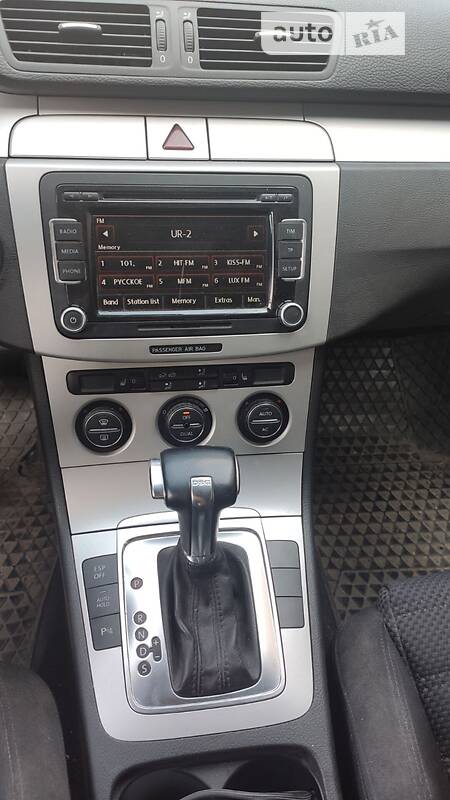 Универсал Volkswagen Passat 2009 в Бродах