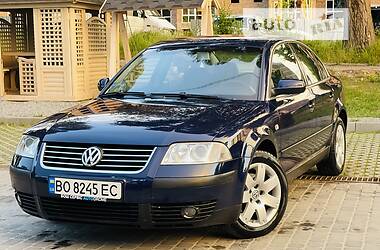Седан Volkswagen Passat 2003 в 