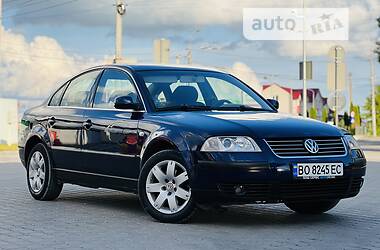 Седан Volkswagen Passat 2003 в 