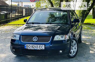 Седан Volkswagen Passat 2003 в 