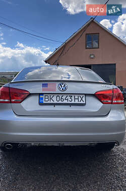 Седан Volkswagen Passat 2012 в 