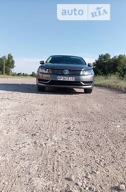 Седан Volkswagen Passat 2015 в Запорожье