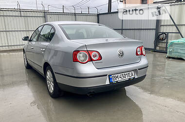 Седан Volkswagen Passat 2005 в Сумах