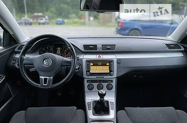 Седан Volkswagen Passat 2010 в Сколе