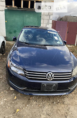 Седан Volkswagen Passat 2013 в Киеве