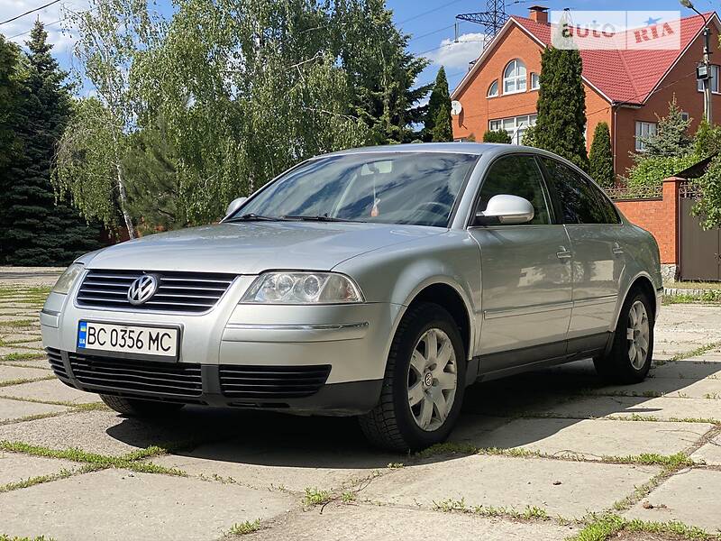 Седан Volkswagen Passat 2004 в Харькове