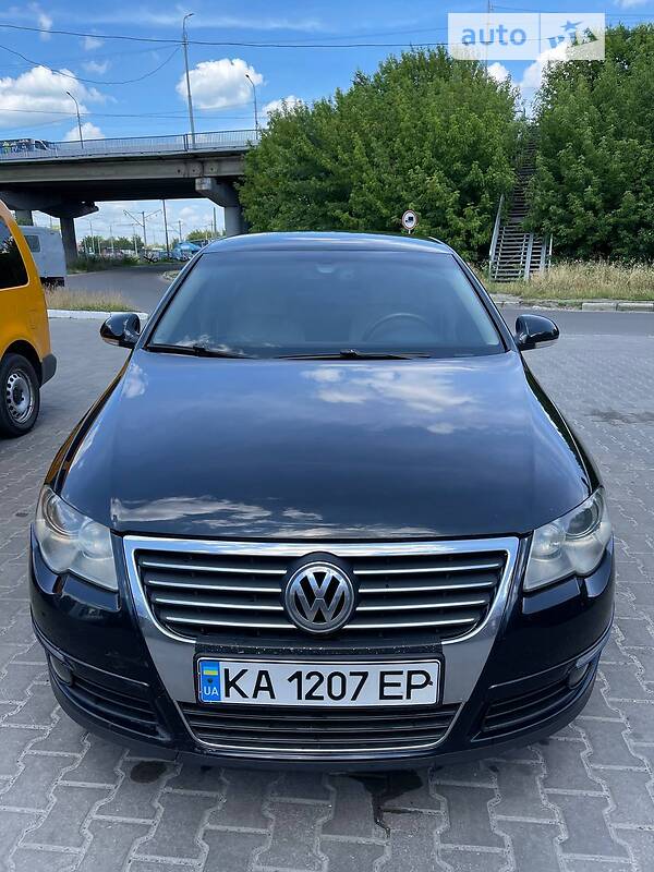 Седан Volkswagen Passat 2008 в Киеве