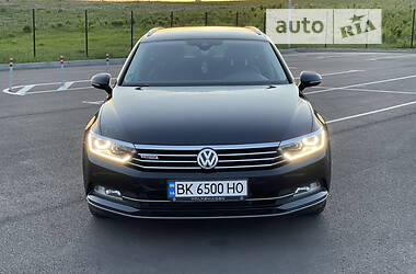Універсал Volkswagen Passat 2015 в 