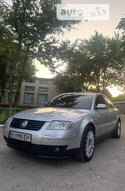 Седан Volkswagen Passat 2001 в Великой Багачке