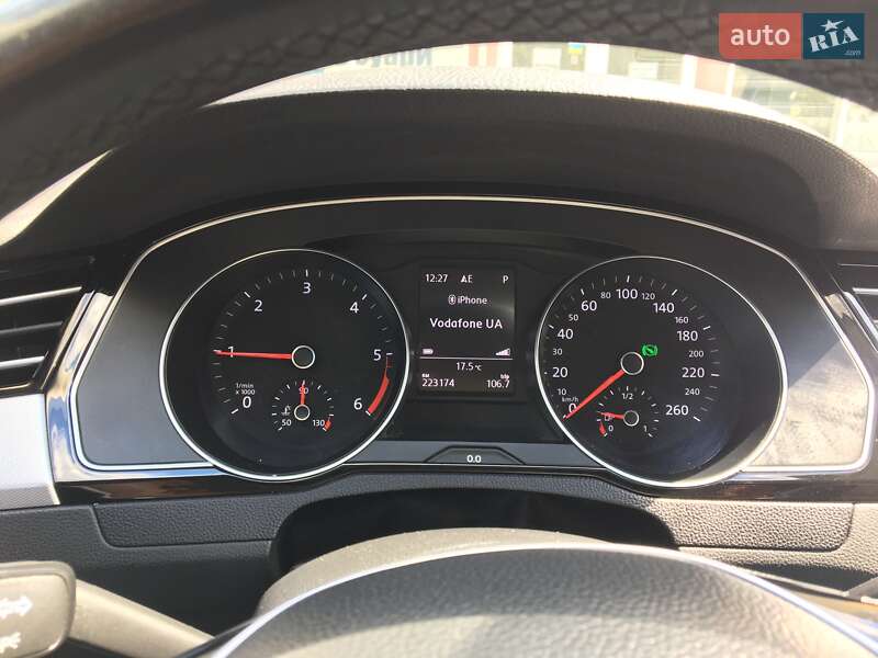 Універсал Volkswagen Passat 2016 в Ужгороді