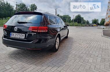 Универсал Volkswagen Passat 2016 в Хмельницком