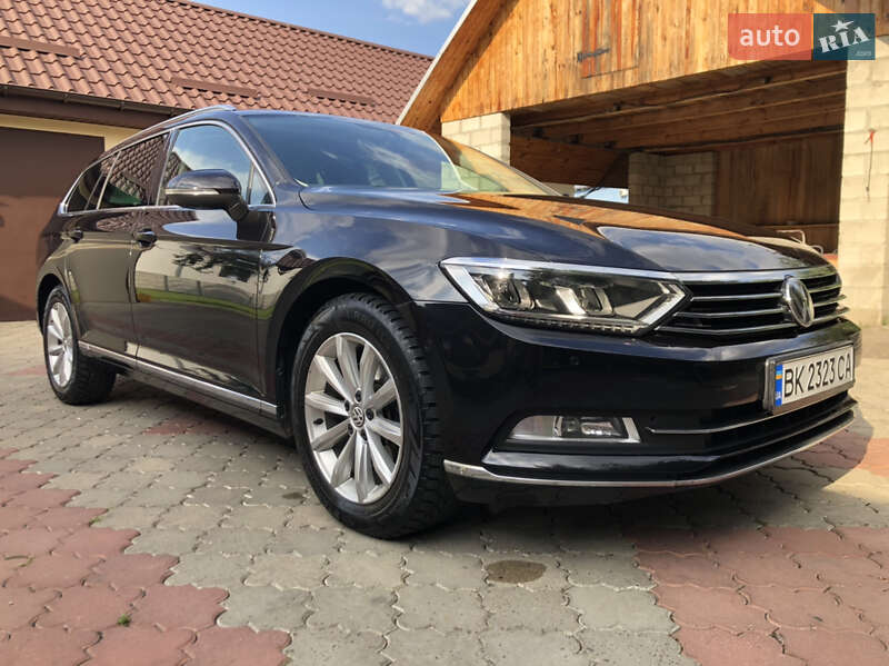 Универсал Volkswagen Passat 2018 в Ровно фото 11 Универсал Volkswagen Passat 2018 в Ровно