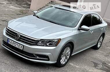 Седан Volkswagen Passat 2018 в Кам'янському