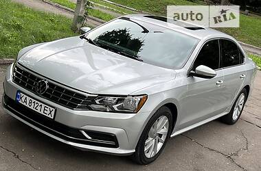 Седан Volkswagen Passat 2018 в Кам'янському