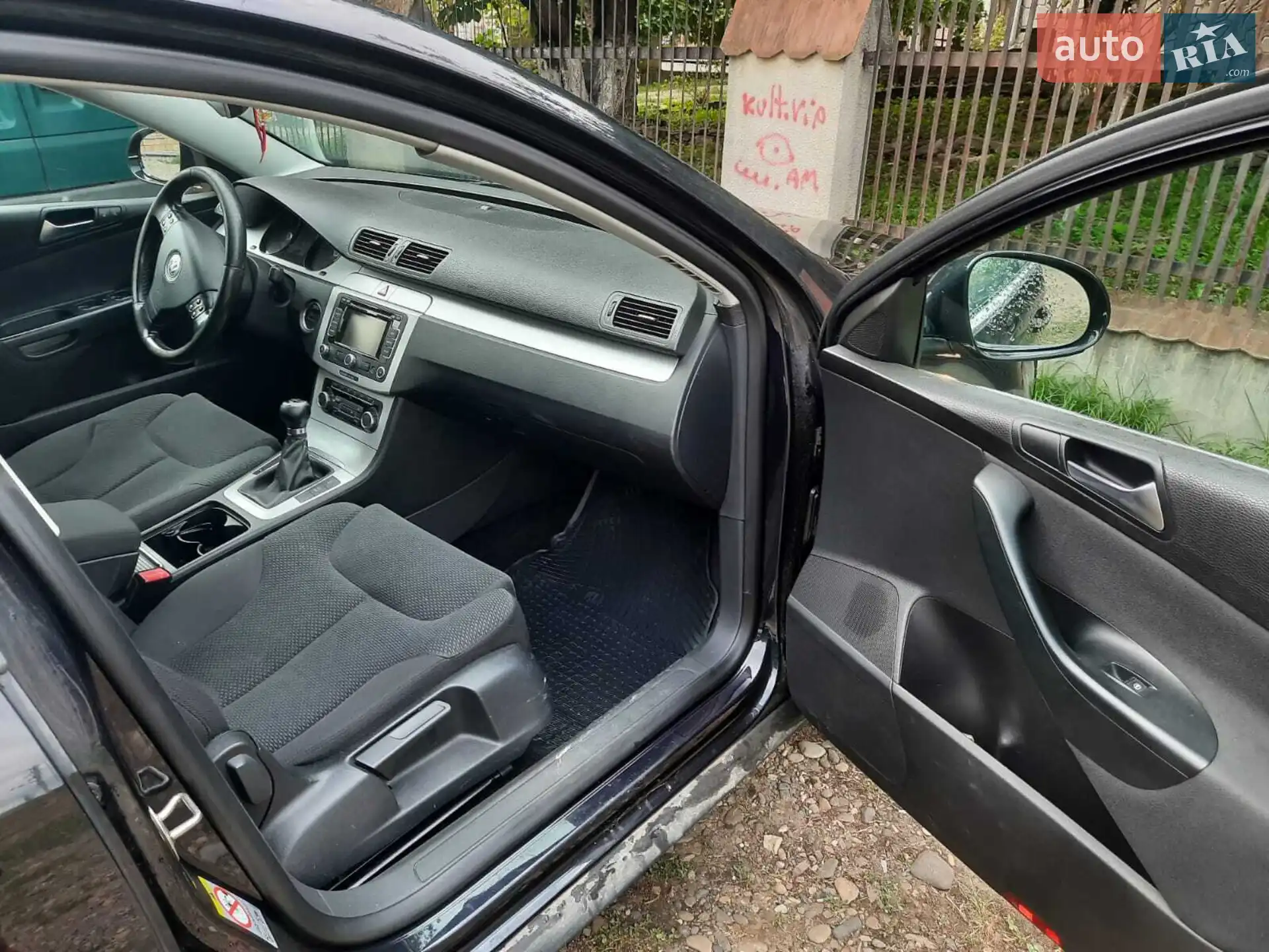 2010 Volkswagen Passat - мініатюра 7