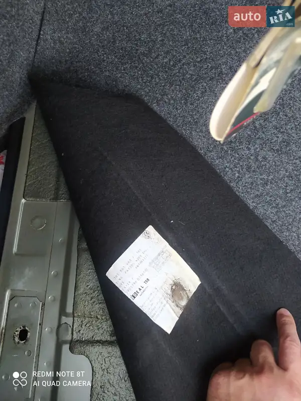 Седан Volkswagen Passat 2001 в Львове документ